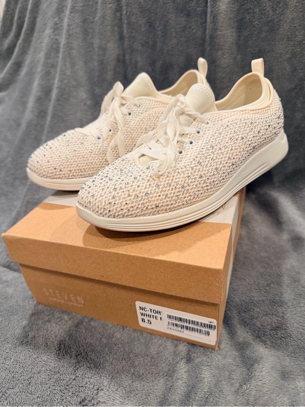 Steven by Steve Madden Tory Rhinestone White Sneakers Size 8.5